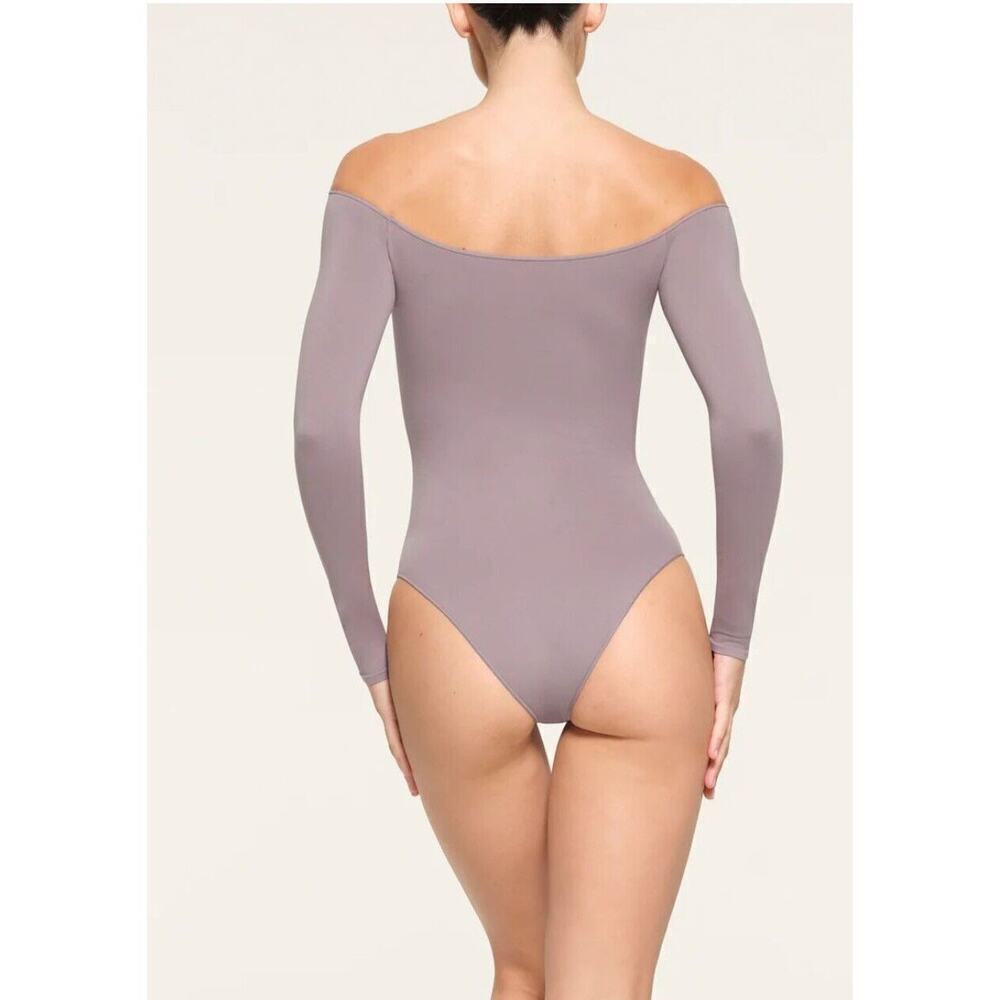 New with Tags Skims ESSENTIAL OFF THE SHOULDER BODYSUIT SZ 2X/3X in Zinc - Picture 2 of 12